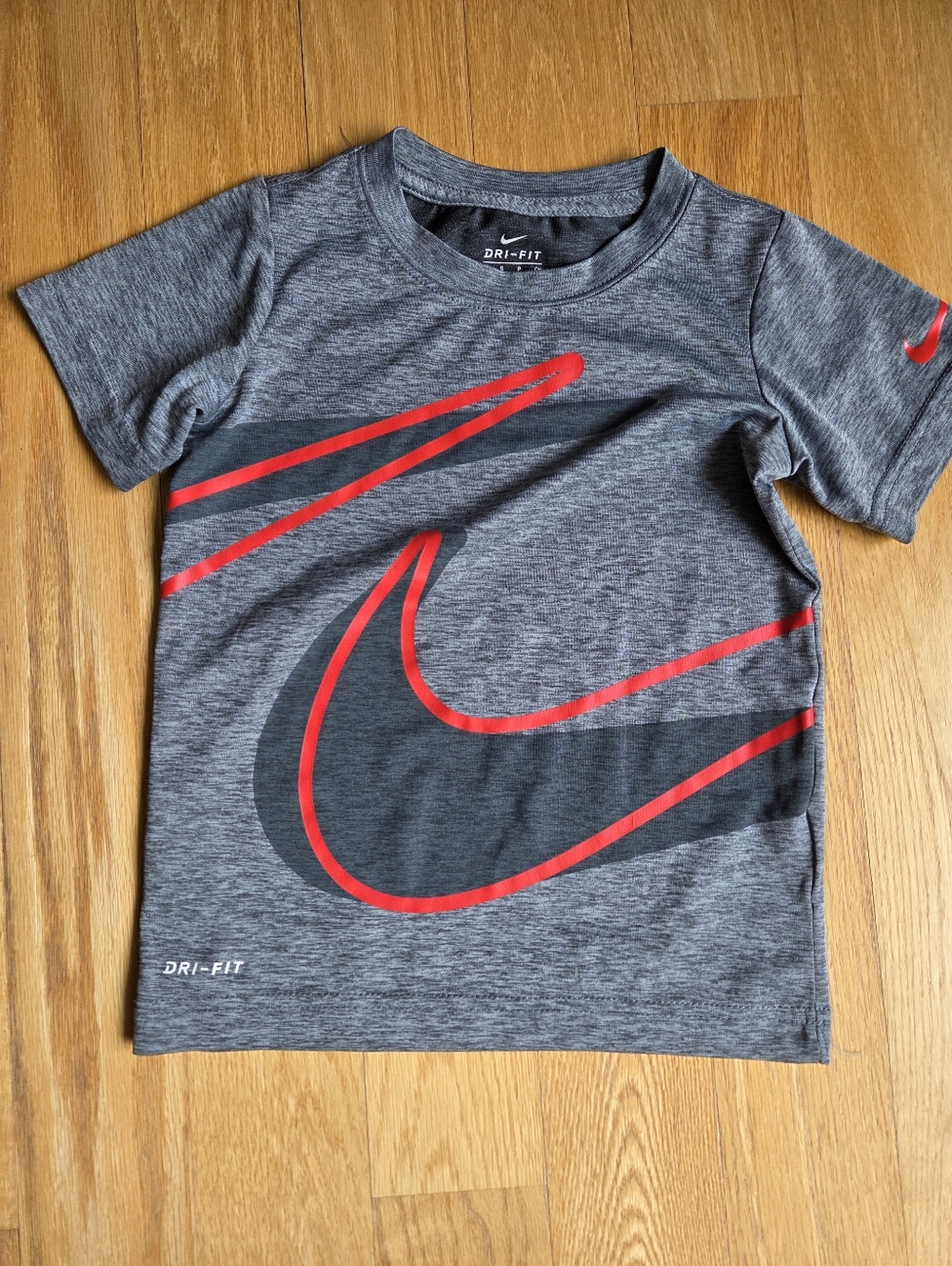 Nike Grey Dri-FIT Men’s Athletic Tee with Red Swoosh Accents